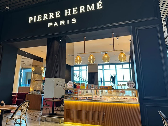 Pierre Herme İstanbul Havalimanı Şubesinde S2000 İmzası